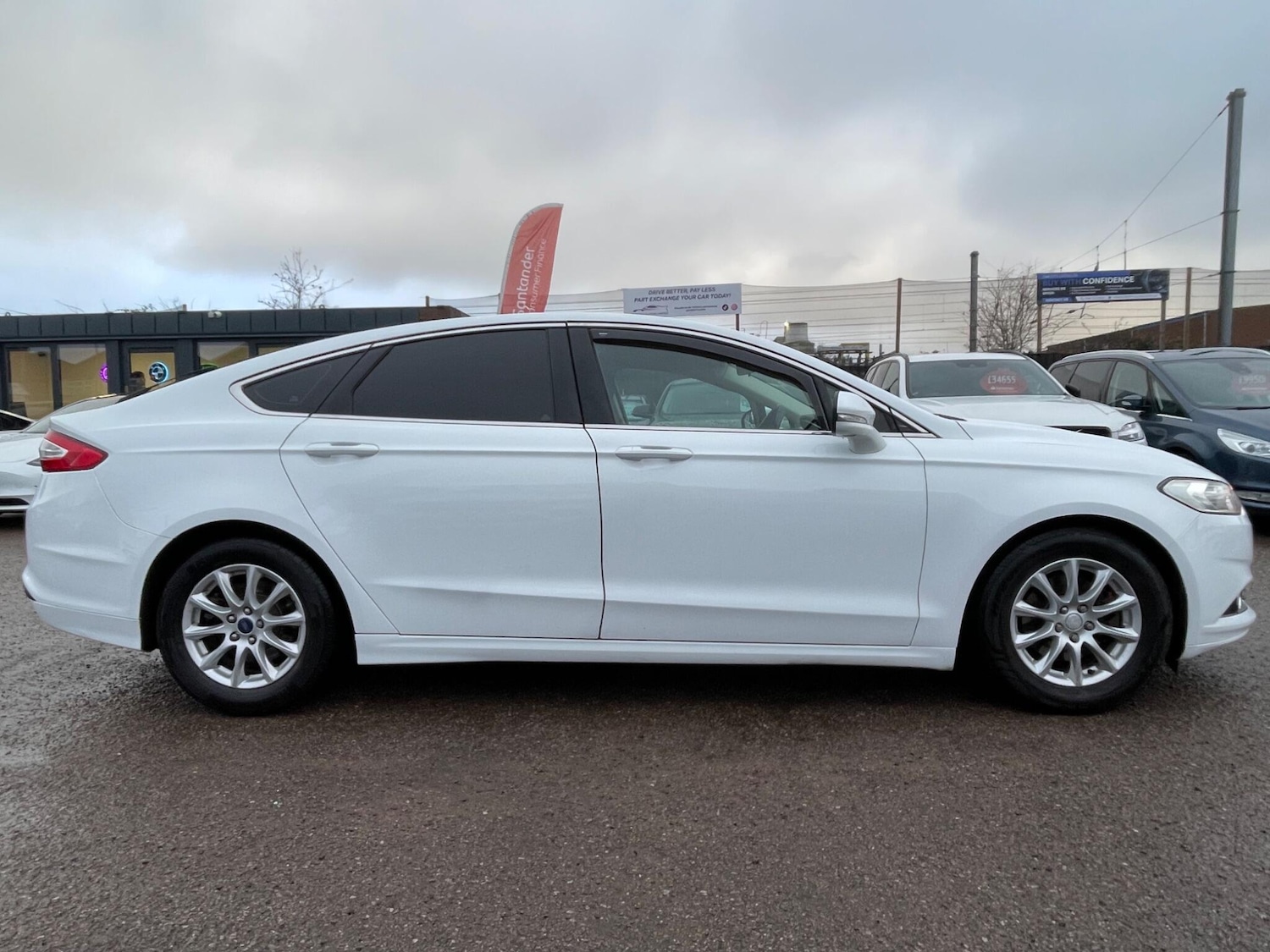 Used Ford Mondeo 2015 for sale - 77320982: Photo 4