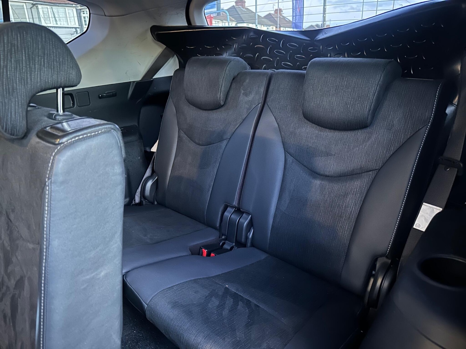 Used Toyota Prius+ 2019 for sale - 76865712: Photo 15