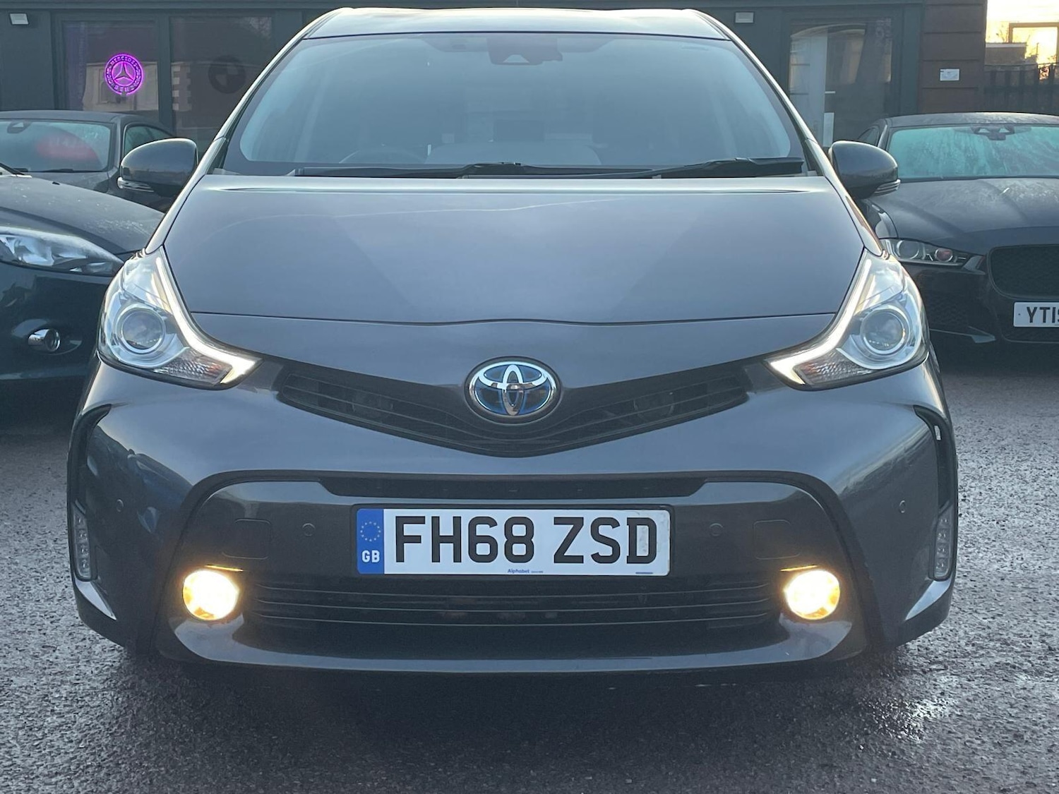 Used Toyota Prius+ 2019 for sale - 76865712: Photo 25