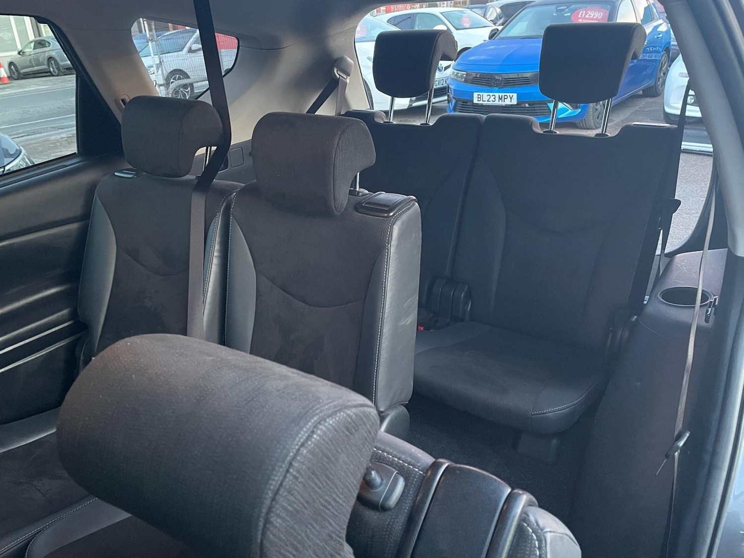 Used Toyota Prius+ 2019 for sale - 76865712: Photo 31