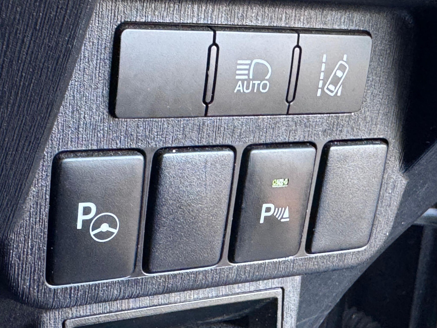 Used Toyota Prius+ 2019 for sale - 76865712: Photo 34