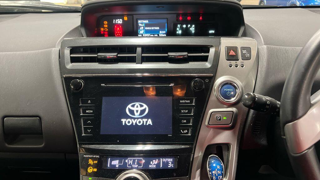 Used Toyota Prius+ 2019 for sale - 76865712: Photo 5