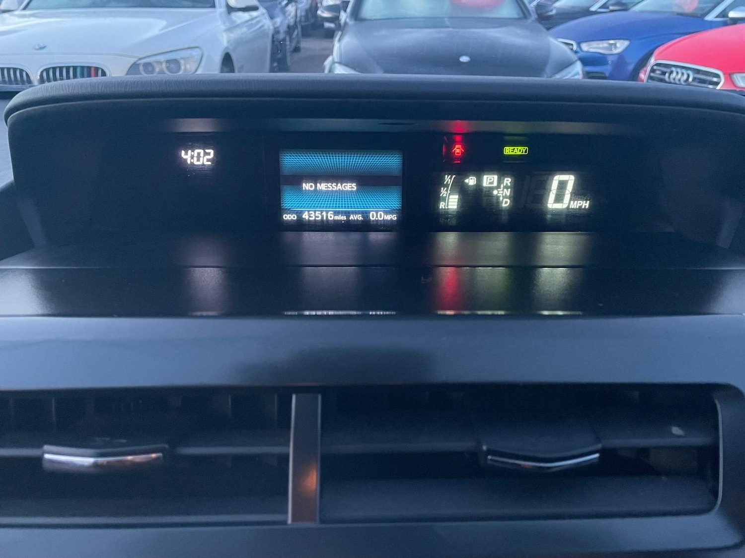 Used Toyota Prius+ 2019 for sale - 76865712: Photo 53