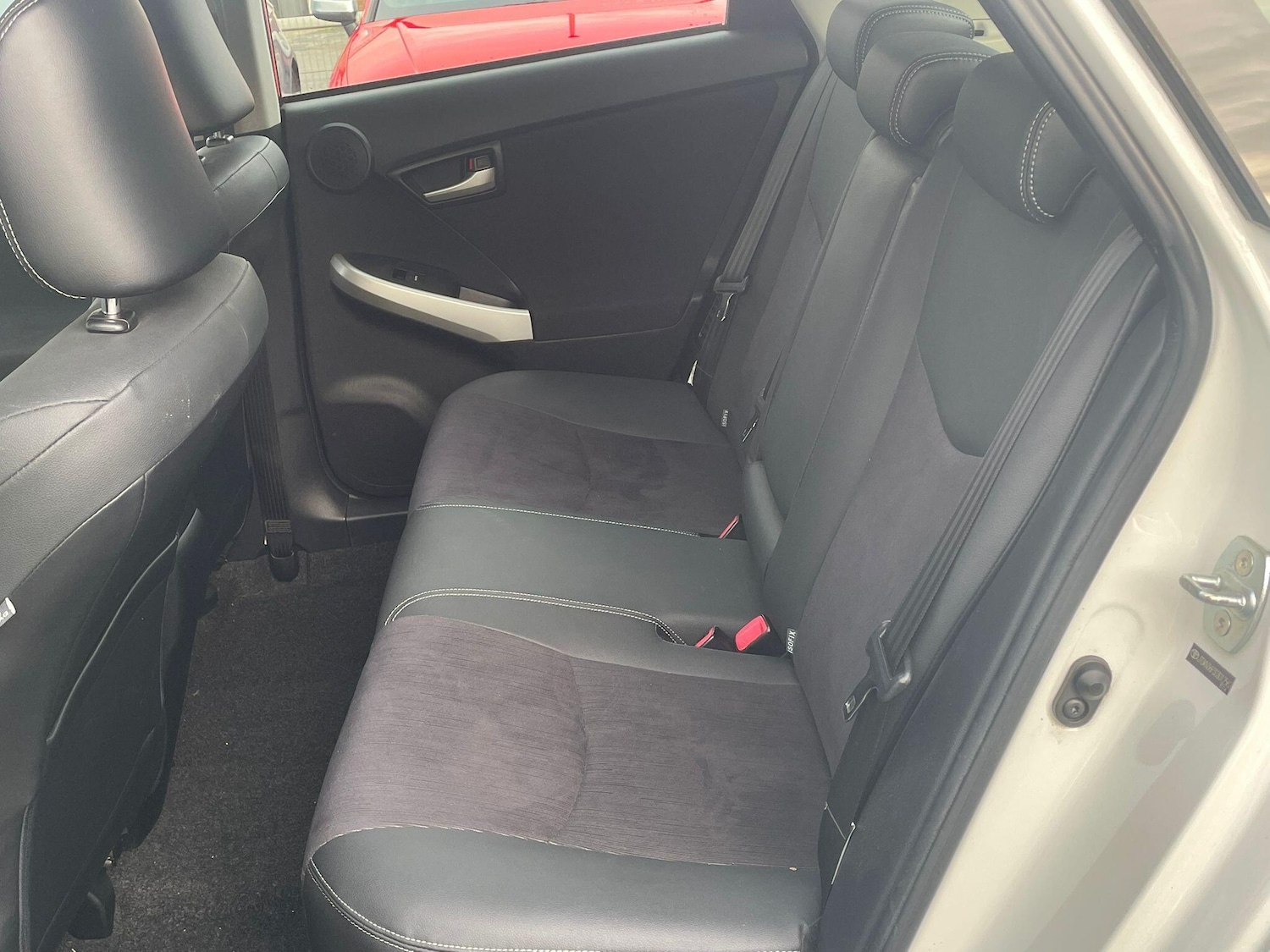 Used Toyota Prius 2012 for sale - 76886453: Photo 11