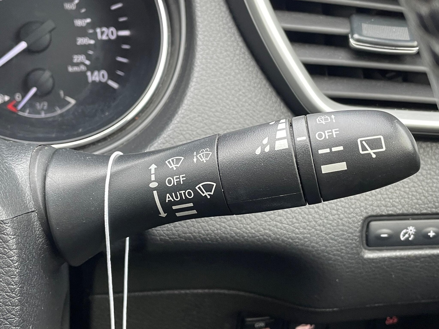 Used Nissan X-Trail 2015 for sale - 76953534: Photo 23