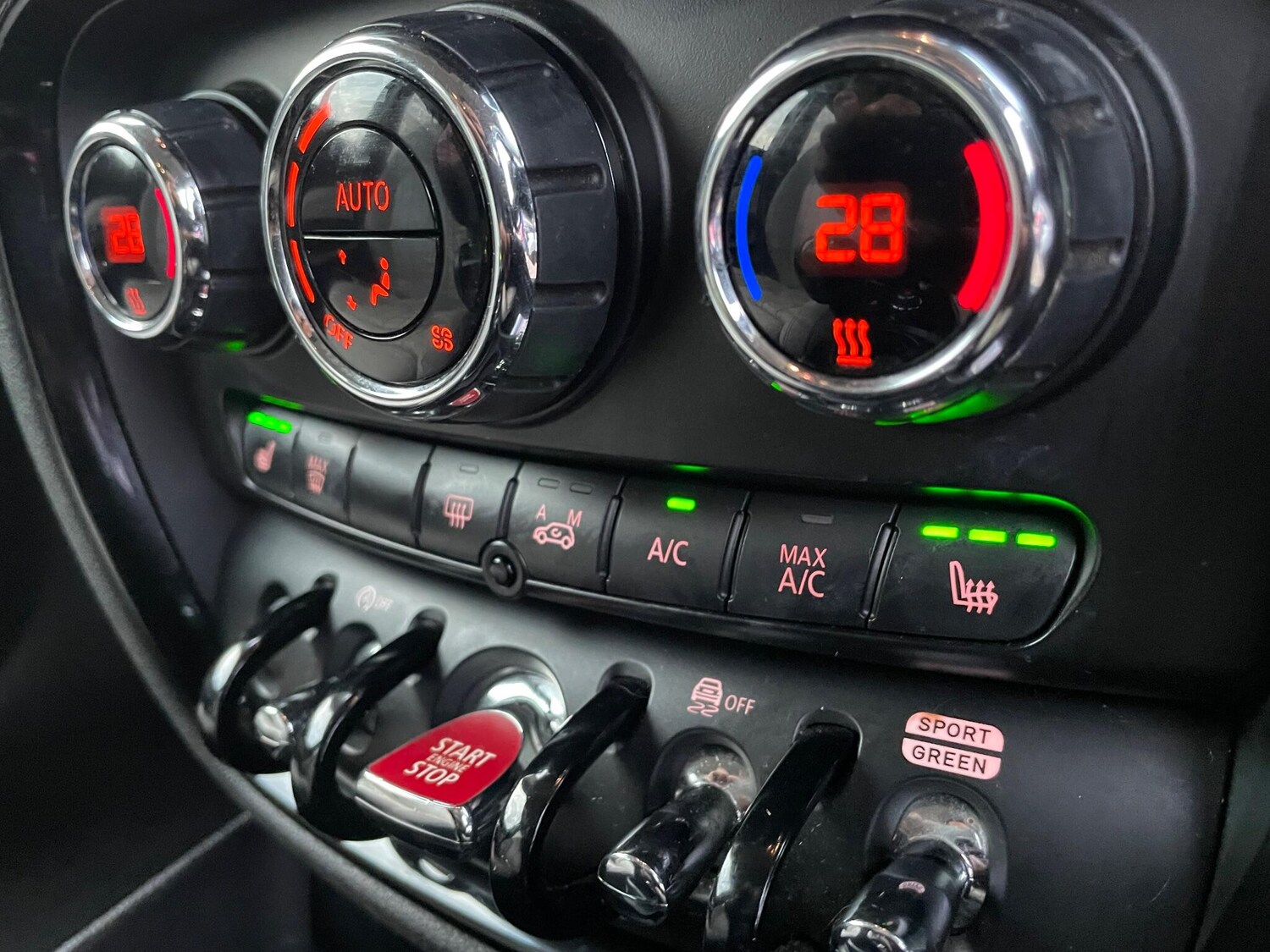 Used MINI Clubman 2018 for sale - 76803502: Photo 40