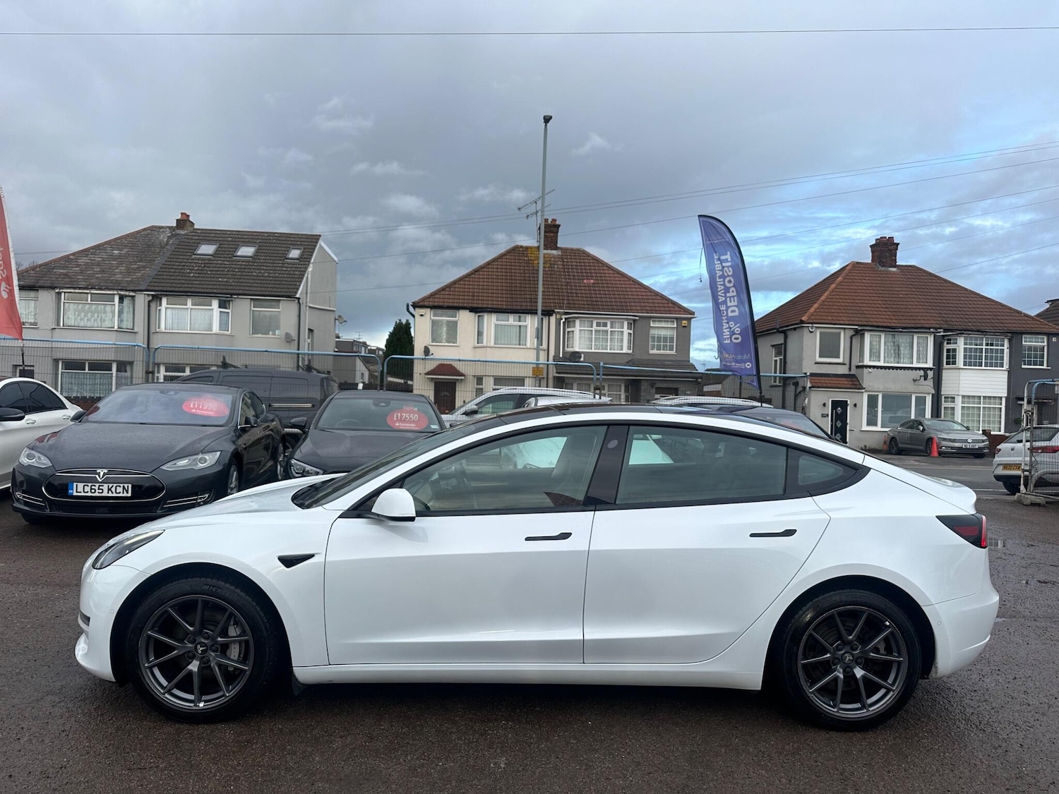 Used Tesla Model 3 2021 for sale - 77396337: Photo 8