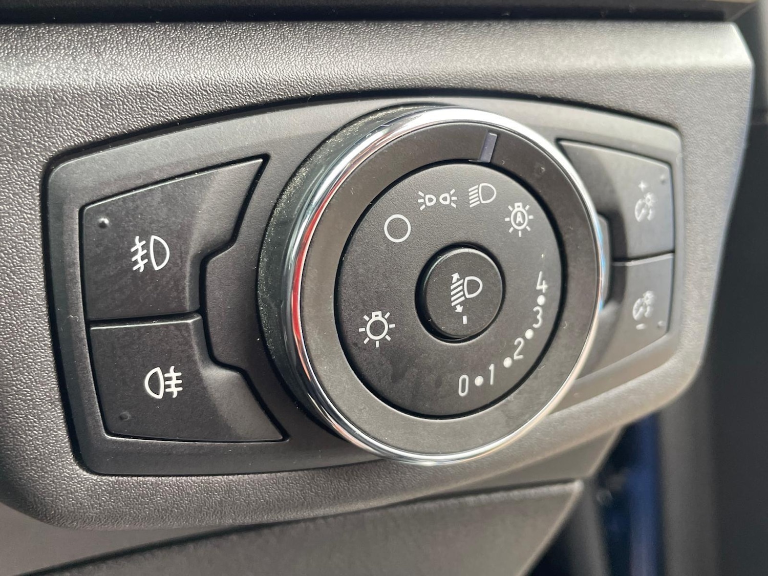 Used Ford Mondeo 2021 for sale - 76802039: Photo 24