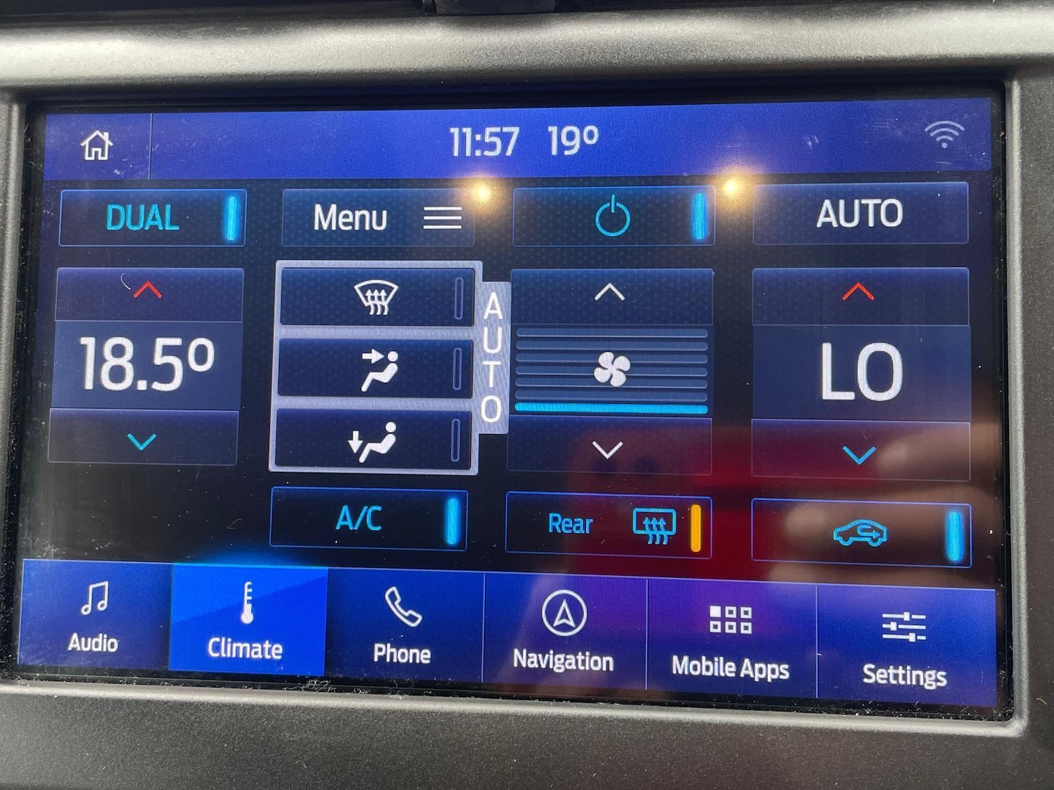 Used Ford Mondeo 2021 for sale - 76802039: Photo 40