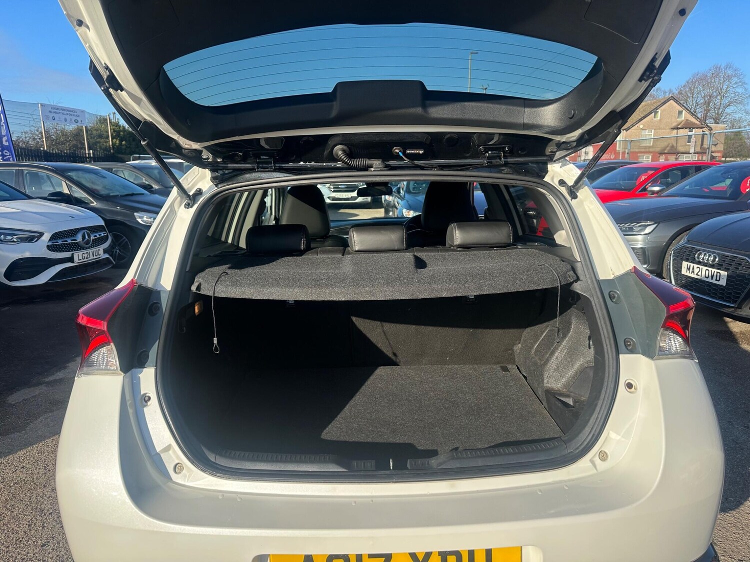 Used Toyota Auris 2017 for sale - 76803514: Photo 17