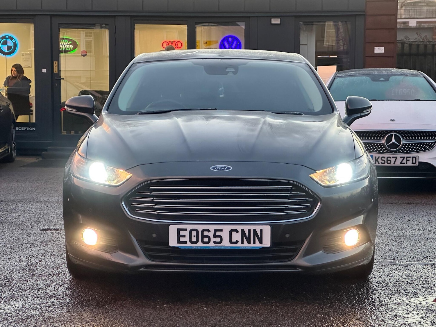 Used Ford Mondeo 2015 for sale - 76803484: Photo 2