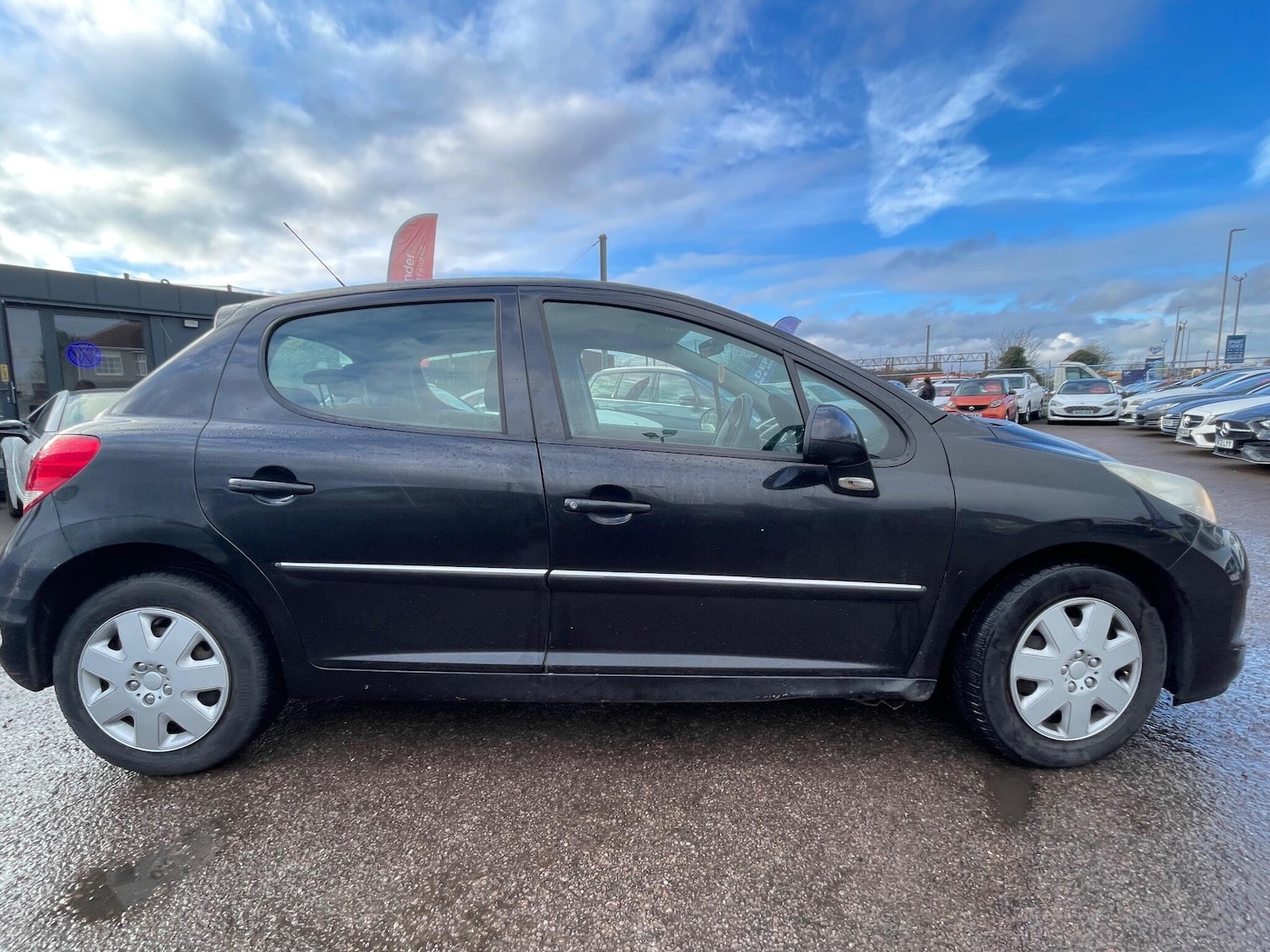Used Peugeot 207 2012 for sale - 77238147: Photo 8