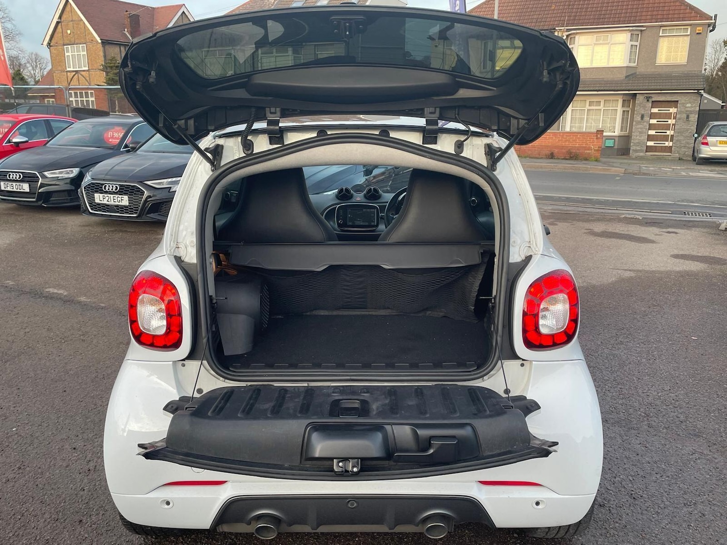 Used smart fortwo 2018 for sale - 76887301: Photo 29