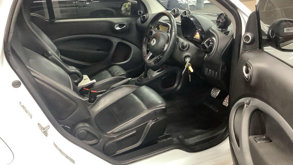 Used smart fortwo 2018 for sale - 76887301: Photo 8