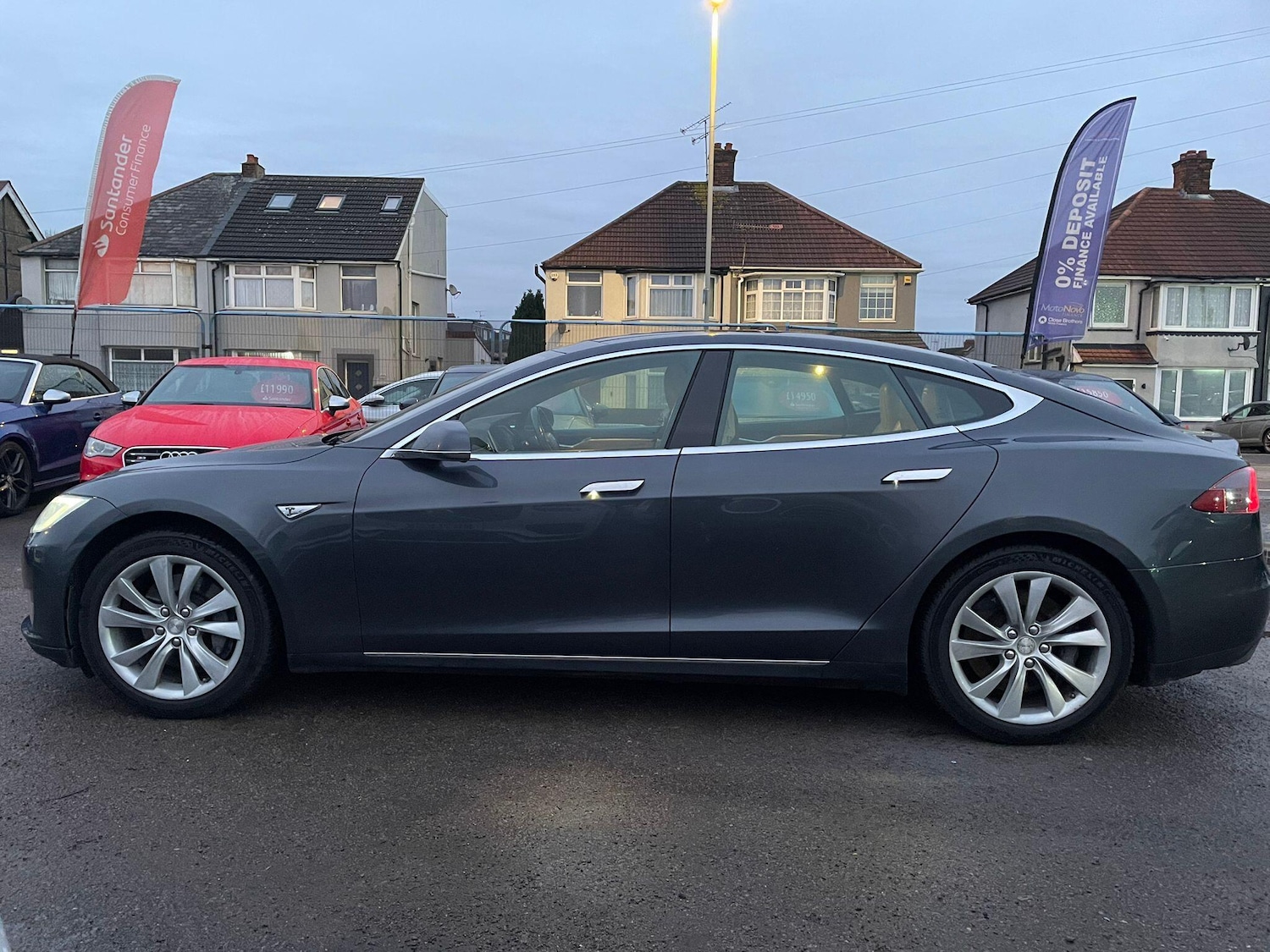 Used Tesla Model S 2015 for sale - 76942624: Photo 11