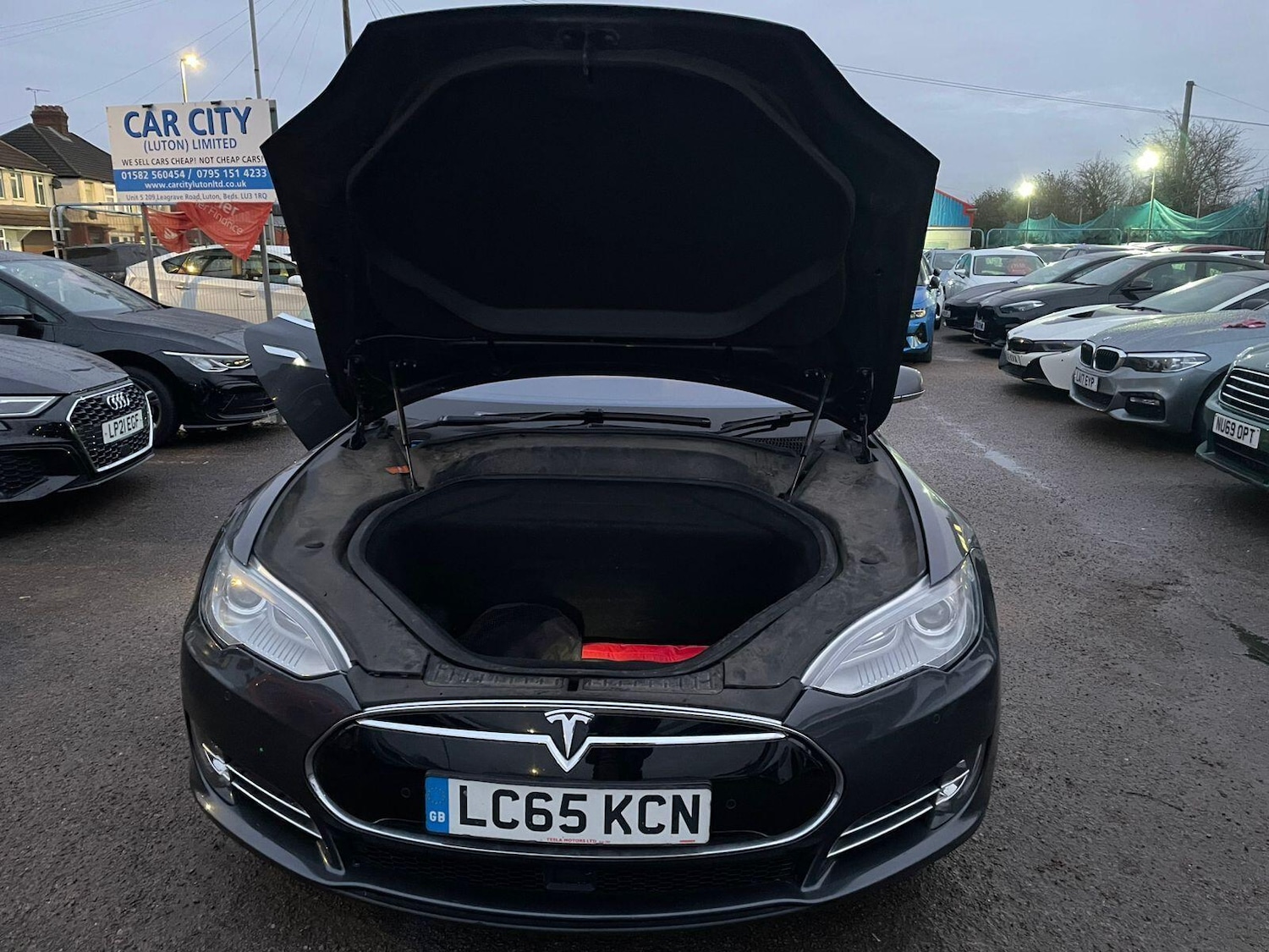 Used Tesla Model S 2015 for sale - 76942624: Photo 26