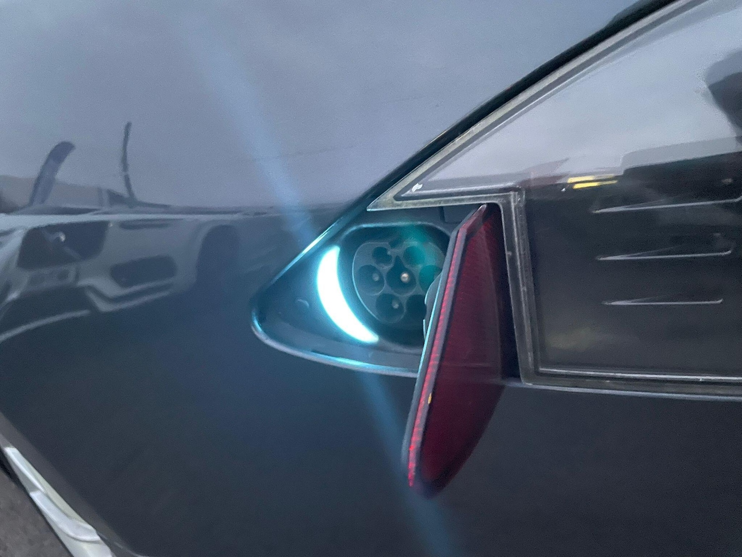 Used Tesla Model S 2015 for sale - 76942624: Photo 27