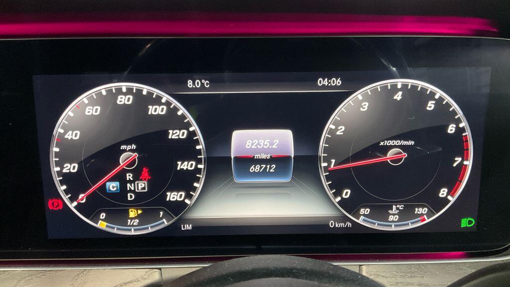 Used Mercedes-Benz E Class 2020 for sale - 77143625: Photo 11