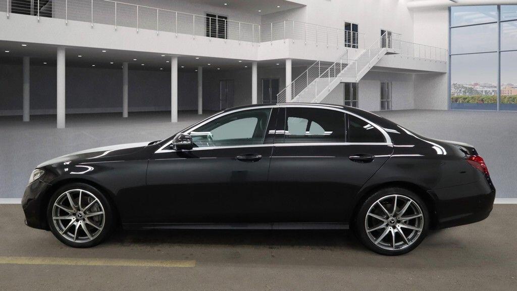 Used Mercedes-Benz E Class 2020 for sale - 77143625: Photo 6