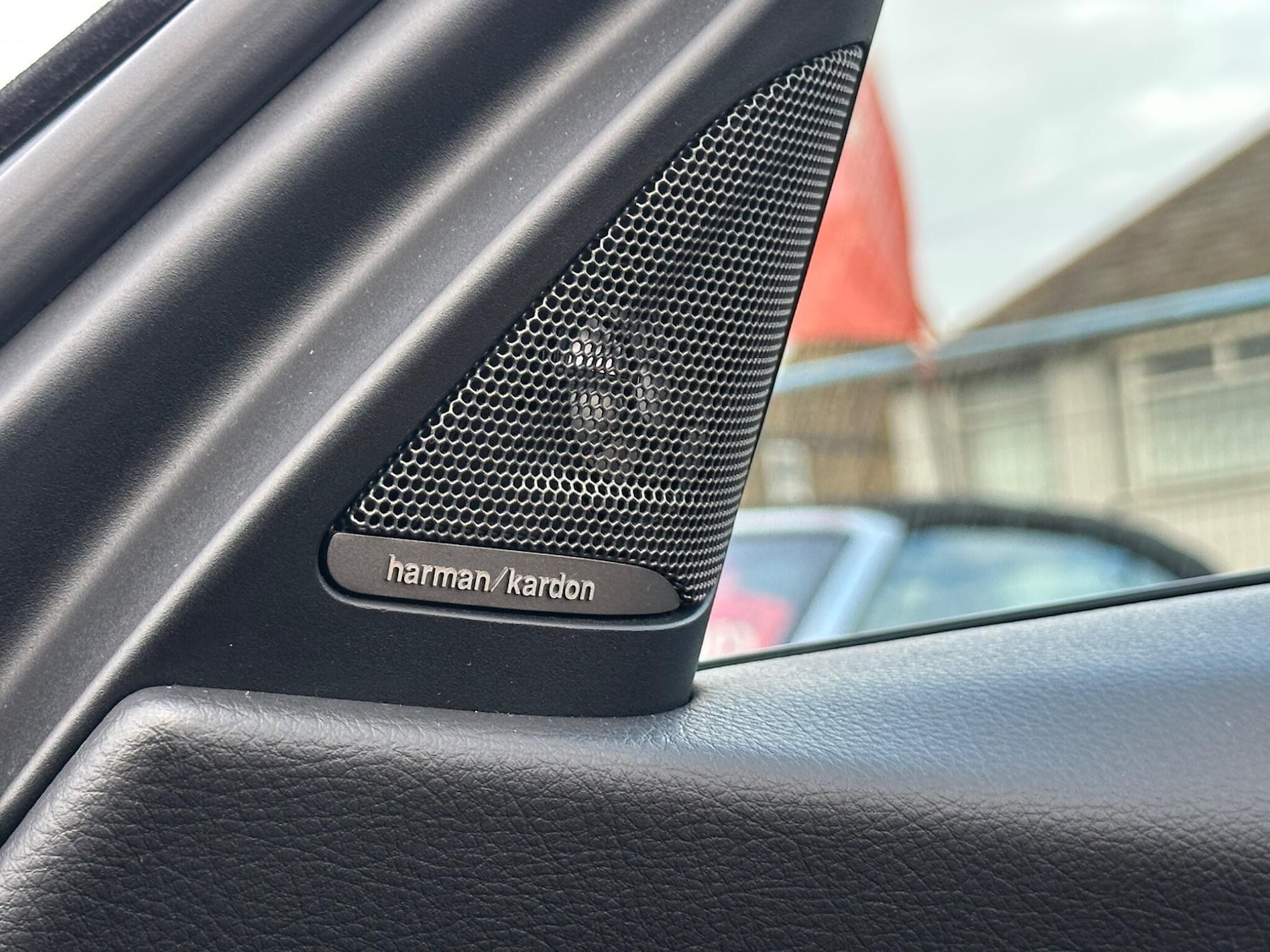 Used BMW 3 Series 2018 for sale - 76803478: Photo 31