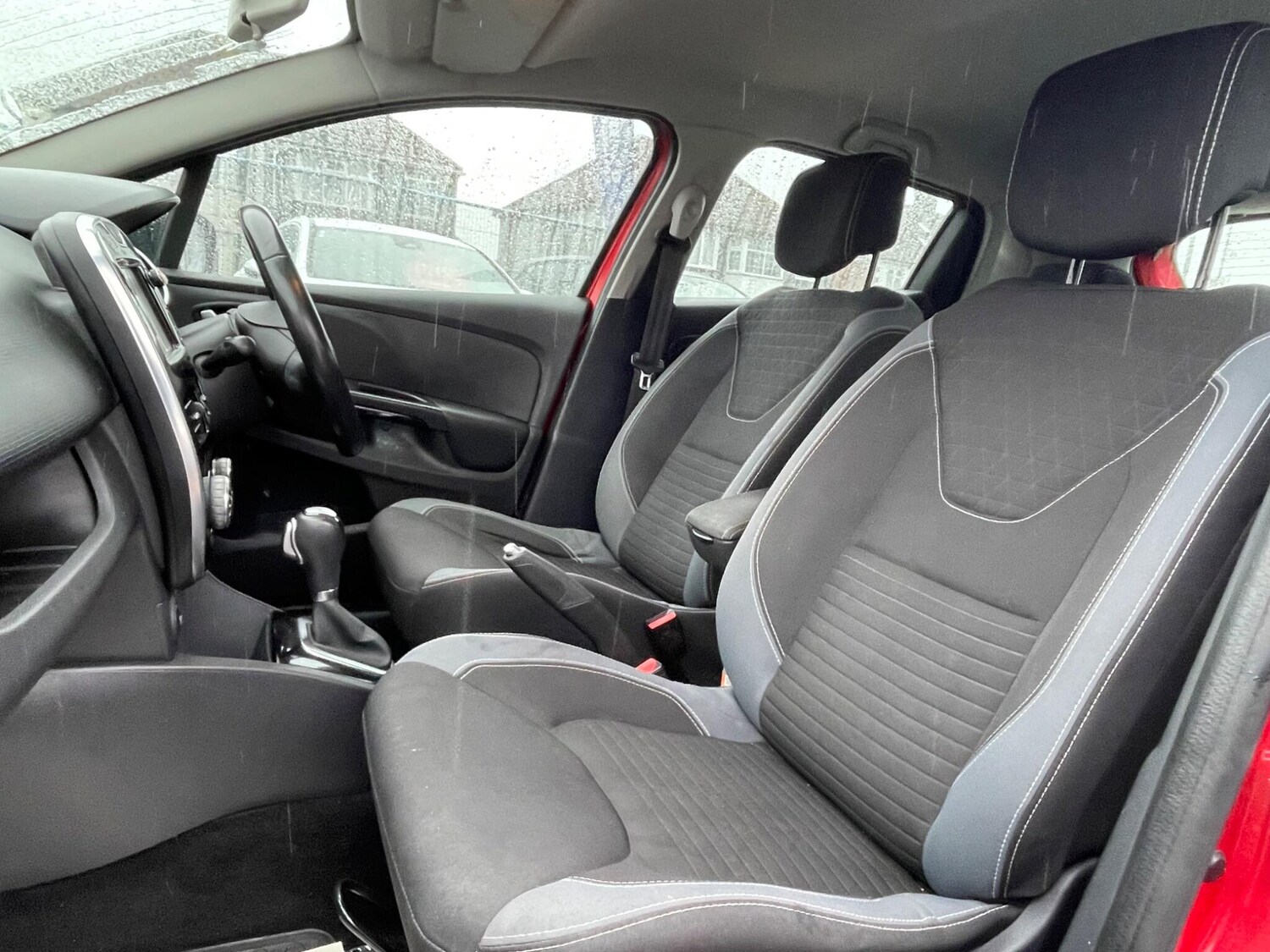 Used Renault Clio 2015 for sale - 77469167: Photo 12