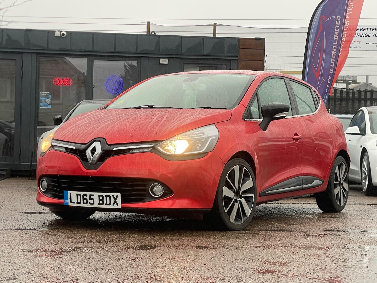 Used Renault Clio 2015 for sale - 77469167: Photo 2