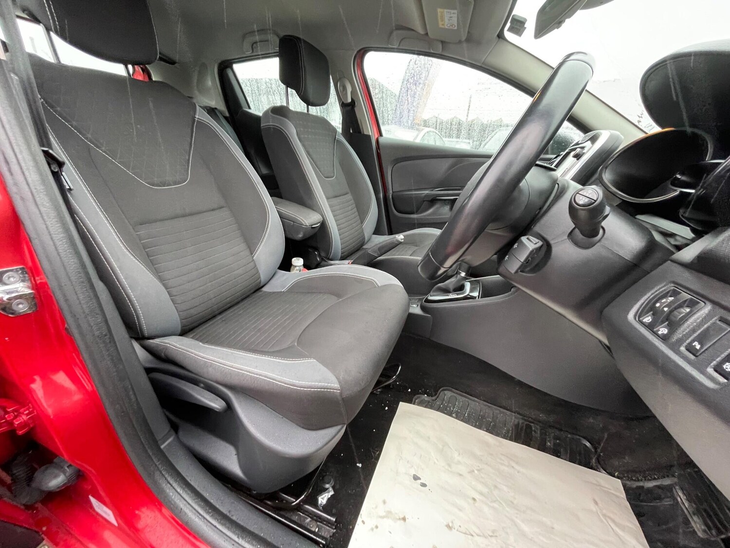 Used Renault Clio 2015 for sale - 77469167: Photo 23