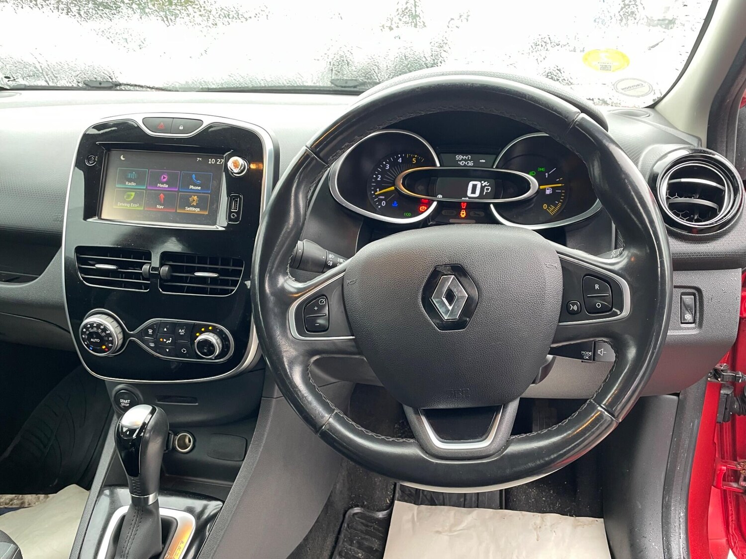 Used Renault Clio 2015 for sale - 77469167: Photo 27