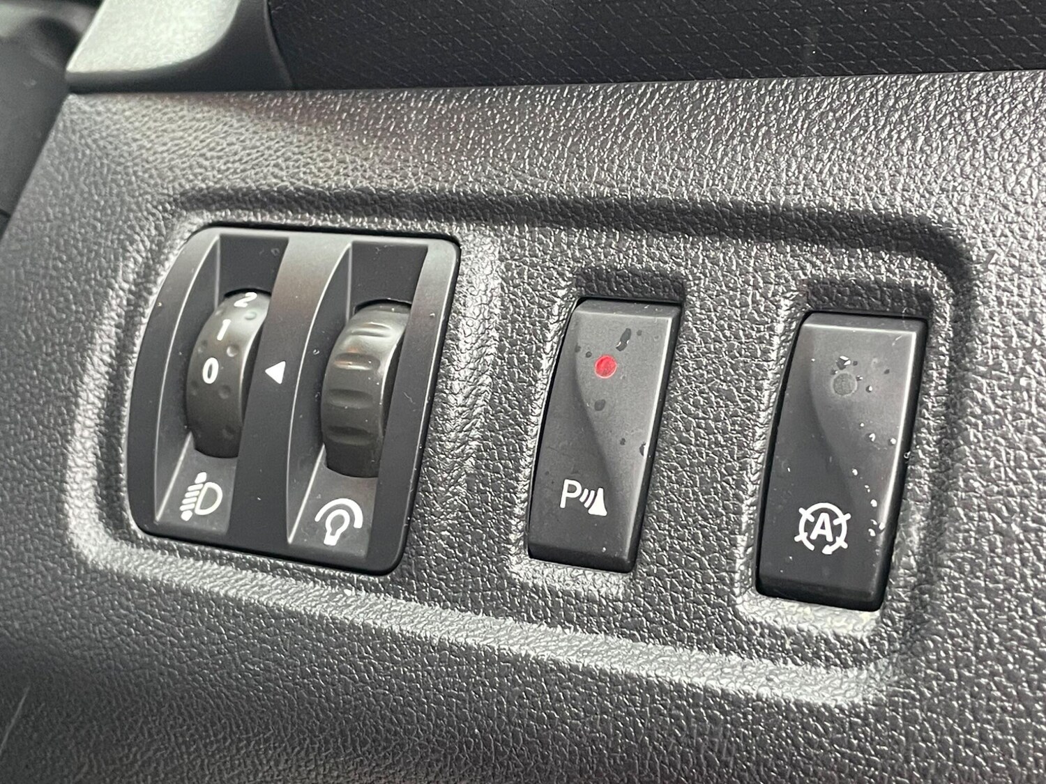 Used Renault Clio 2015 for sale - 77469167: Photo 35