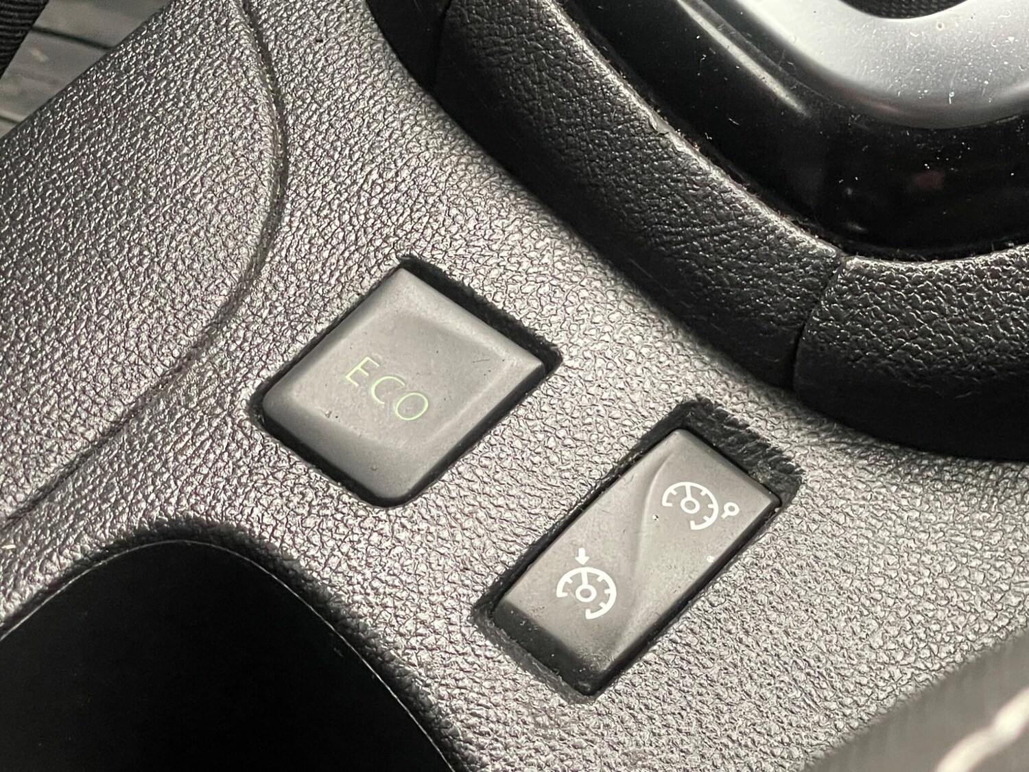 Used Renault Clio 2015 for sale - 77469167: Photo 38