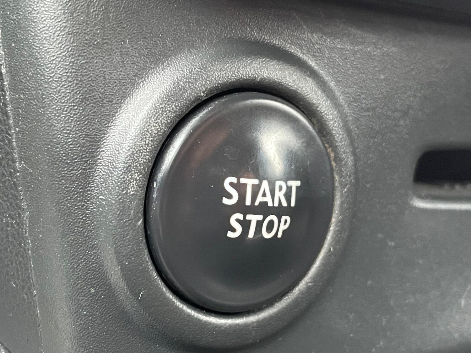 Used Renault Clio 2015 for sale - 77469167: Photo 39