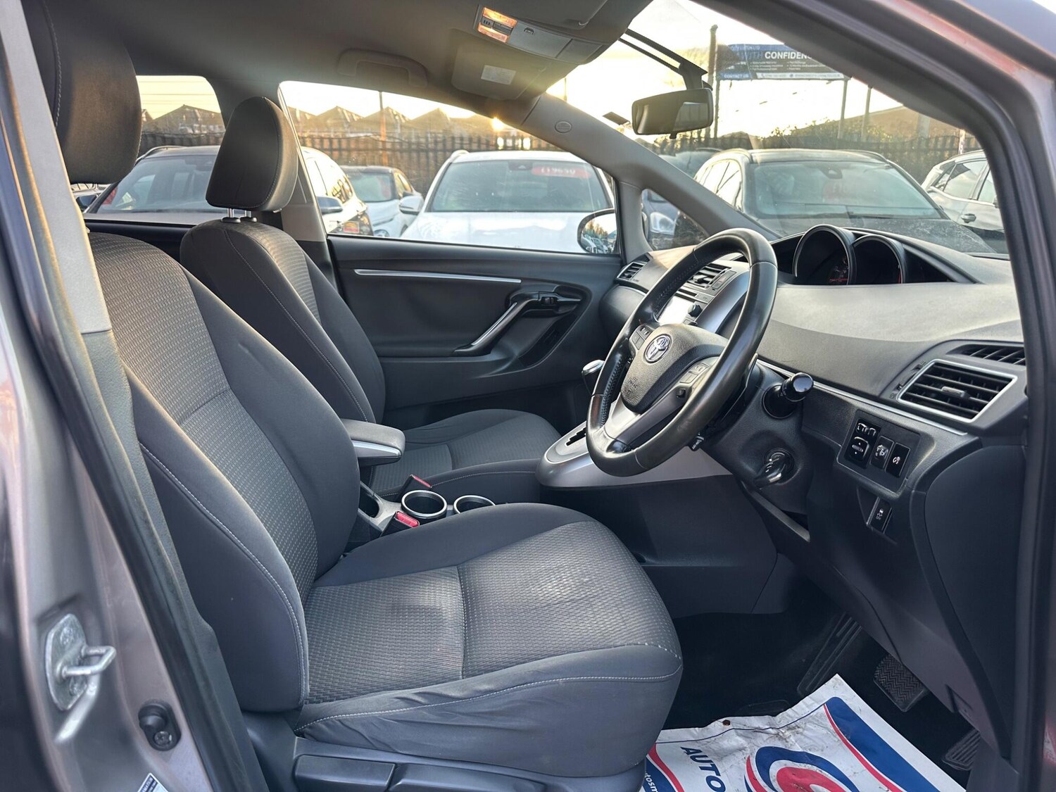 Used Toyota Verso 2015 for sale - 76803508: Photo 17