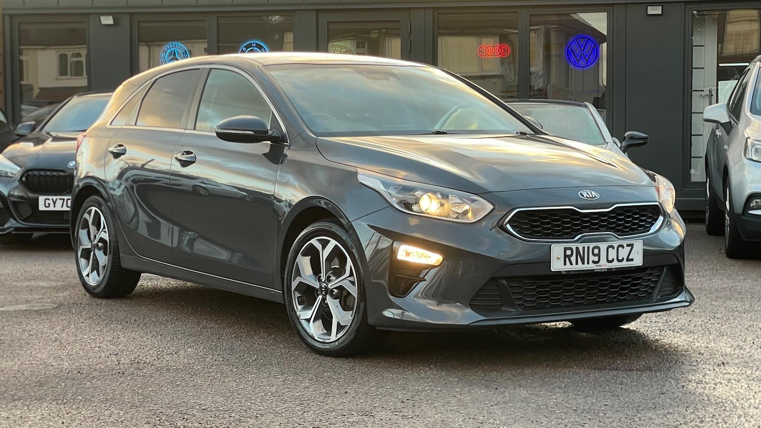 Used Kia Ceed 2019 for sale - 76803503: Photo 1