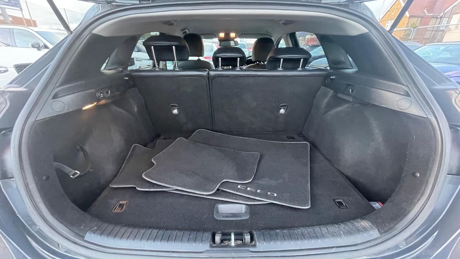 Used Kia Ceed 2019 for sale - 76803503: Photo 18