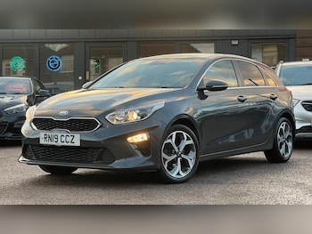 Used Kia Ceed 2019 for sale - 76803503: Photo