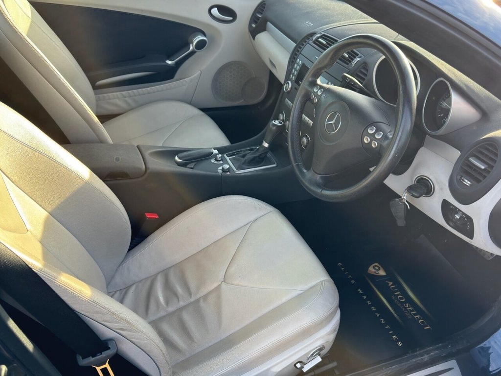 Used Mercedes-Benz SLK 2005 for sale - 76934567: Photo 12