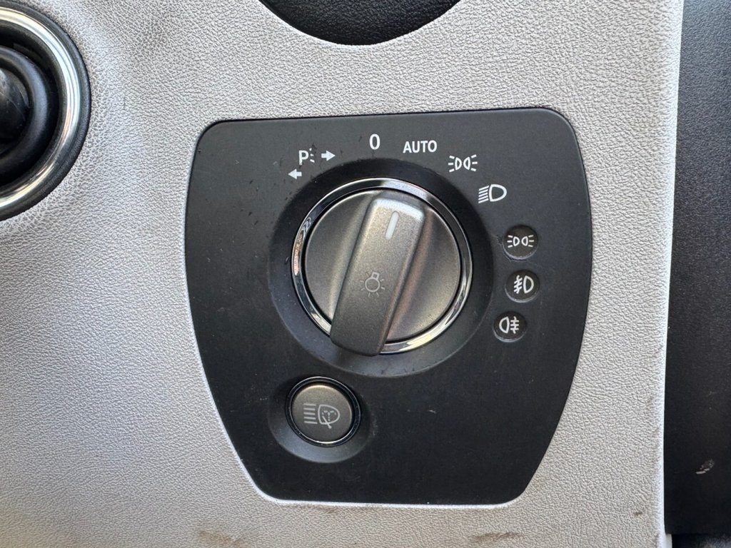 Used Mercedes-Benz SLK 2005 for sale - 76934567: Photo 15