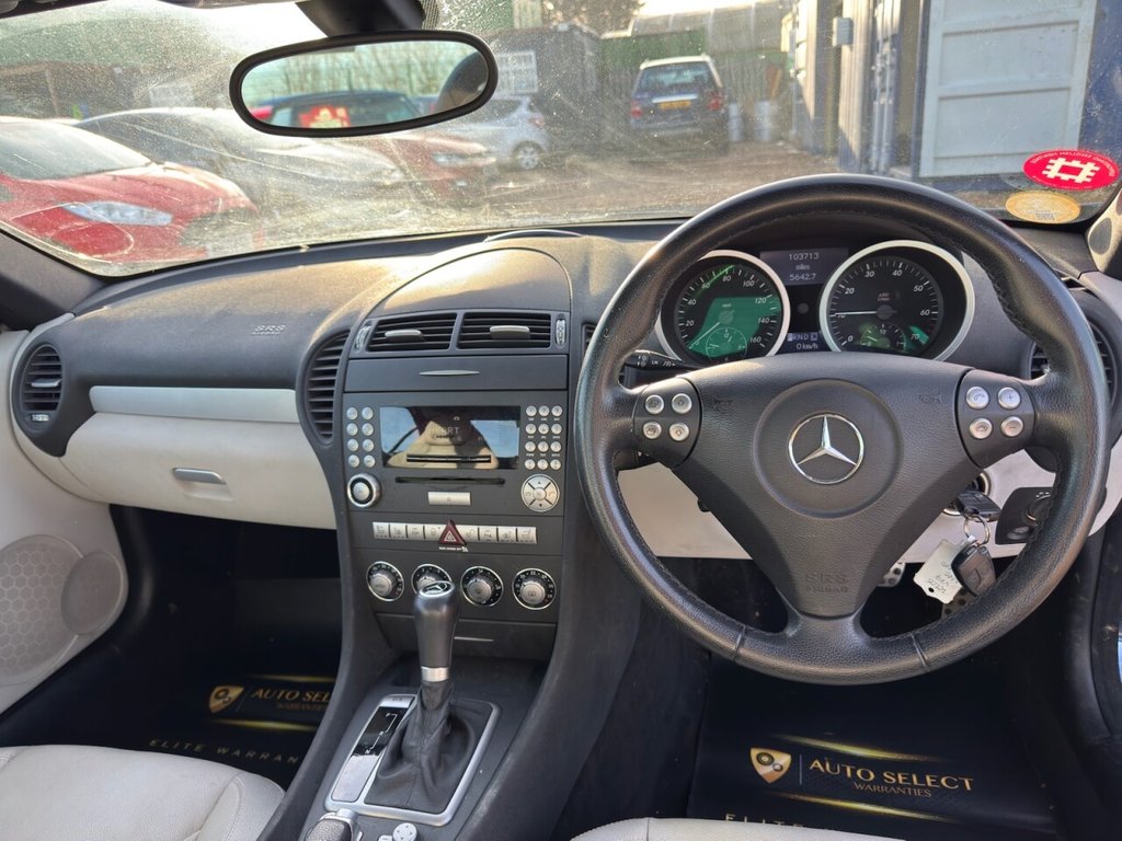 Used Mercedes-Benz SLK 2005 for sale - 76934567: Photo 16