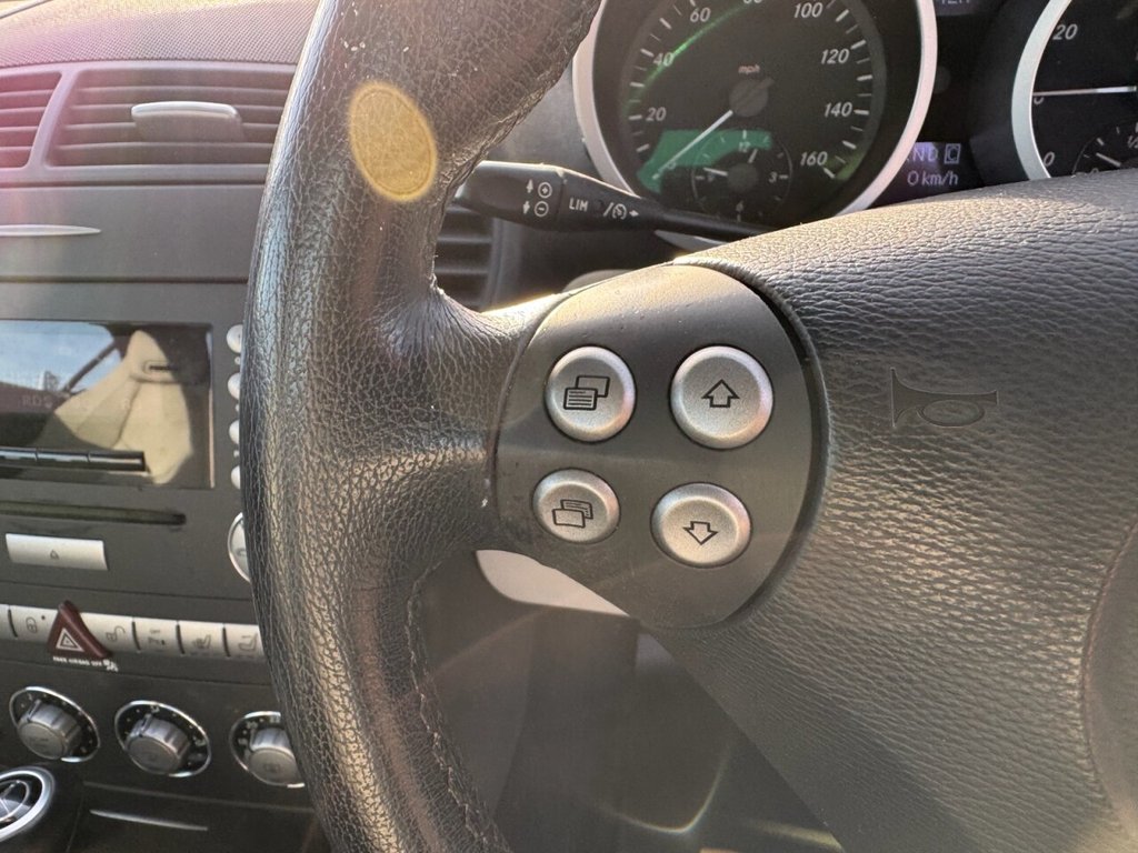 Used Mercedes-Benz SLK 2005 for sale - 76934567: Photo 18