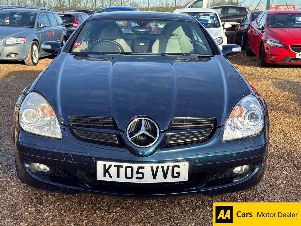 Used Mercedes-Benz SLK 2005 for sale - 76934567: Photo 2