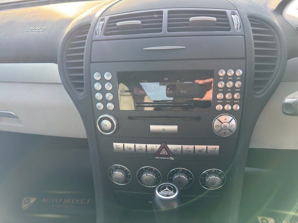 Used Mercedes-Benz SLK 2005 for sale - 76934567: Photo 22