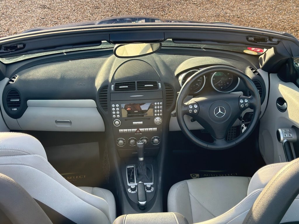 Used Mercedes-Benz SLK 2005 for sale - 76934567: Photo 32