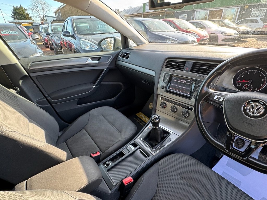 Used Volkswagen Golf 2013 for sale - 77719899: Photo 28