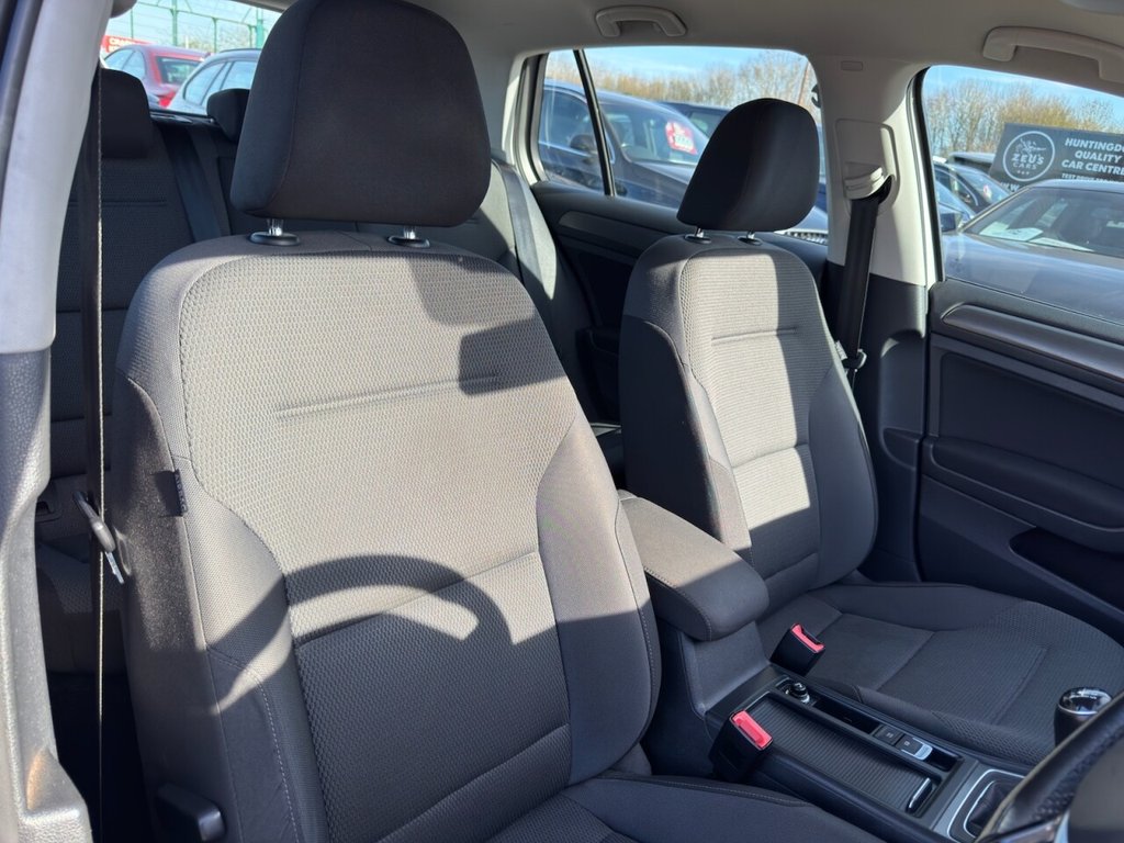 Used Volkswagen Golf 2013 for sale - 77719899: Photo 30