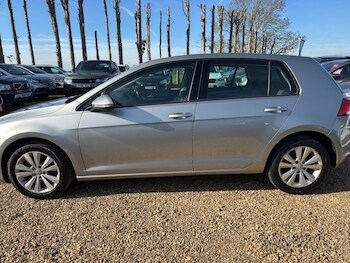 Used Volkswagen Golf 2013 for sale - 77719899: Photo