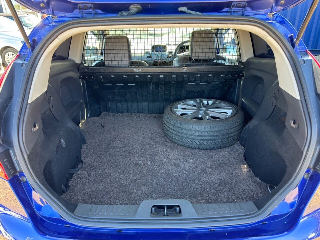 Used Ford Fiesta Van 2015 for sale - 78154187: Photo 10