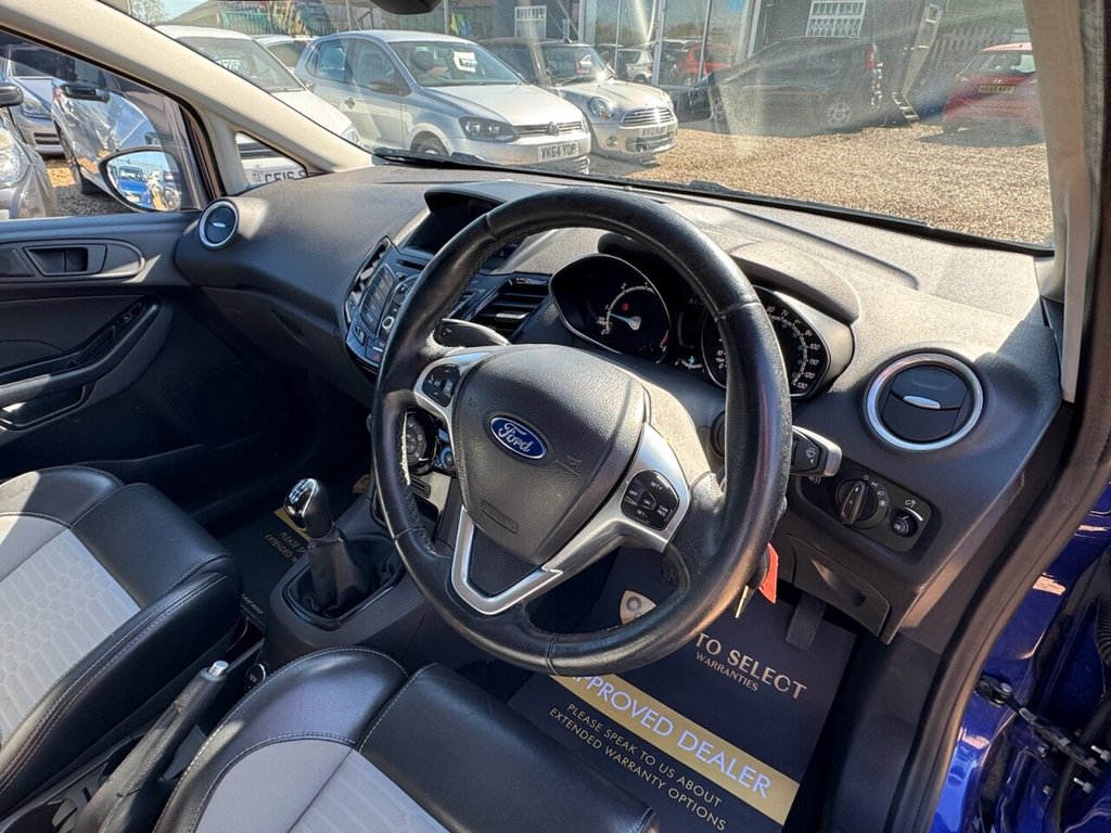 Used Ford Fiesta Van 2015 for sale - 78154187: Photo 18