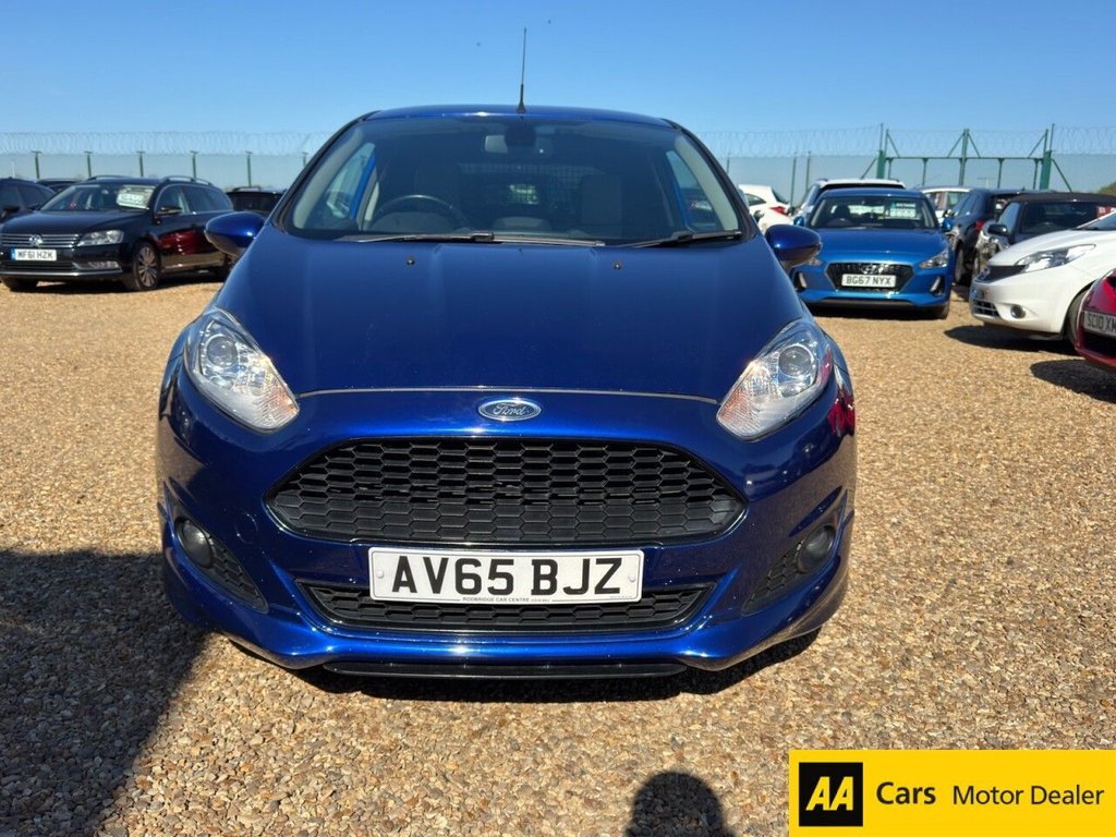 Used Ford Fiesta Van 2015 for sale - 78154187: Photo 2