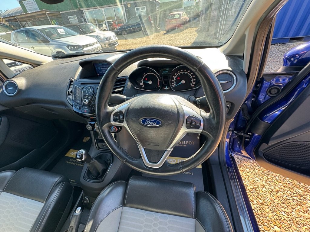 Used Ford Fiesta Van 2015 for sale - 78154187: Photo 20