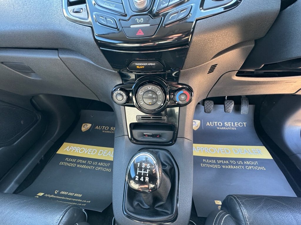 Used Ford Fiesta Van 2015 for sale - 78154187: Photo 22